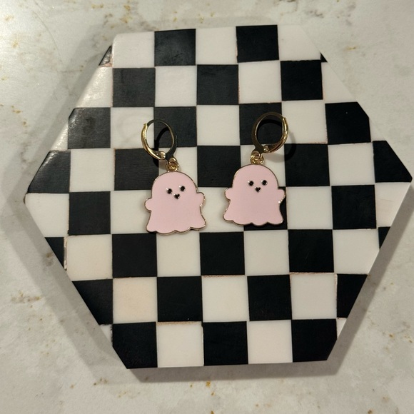 Pink Ghost Earrings Halloween Spooky Holiday - Picture 1 of 1